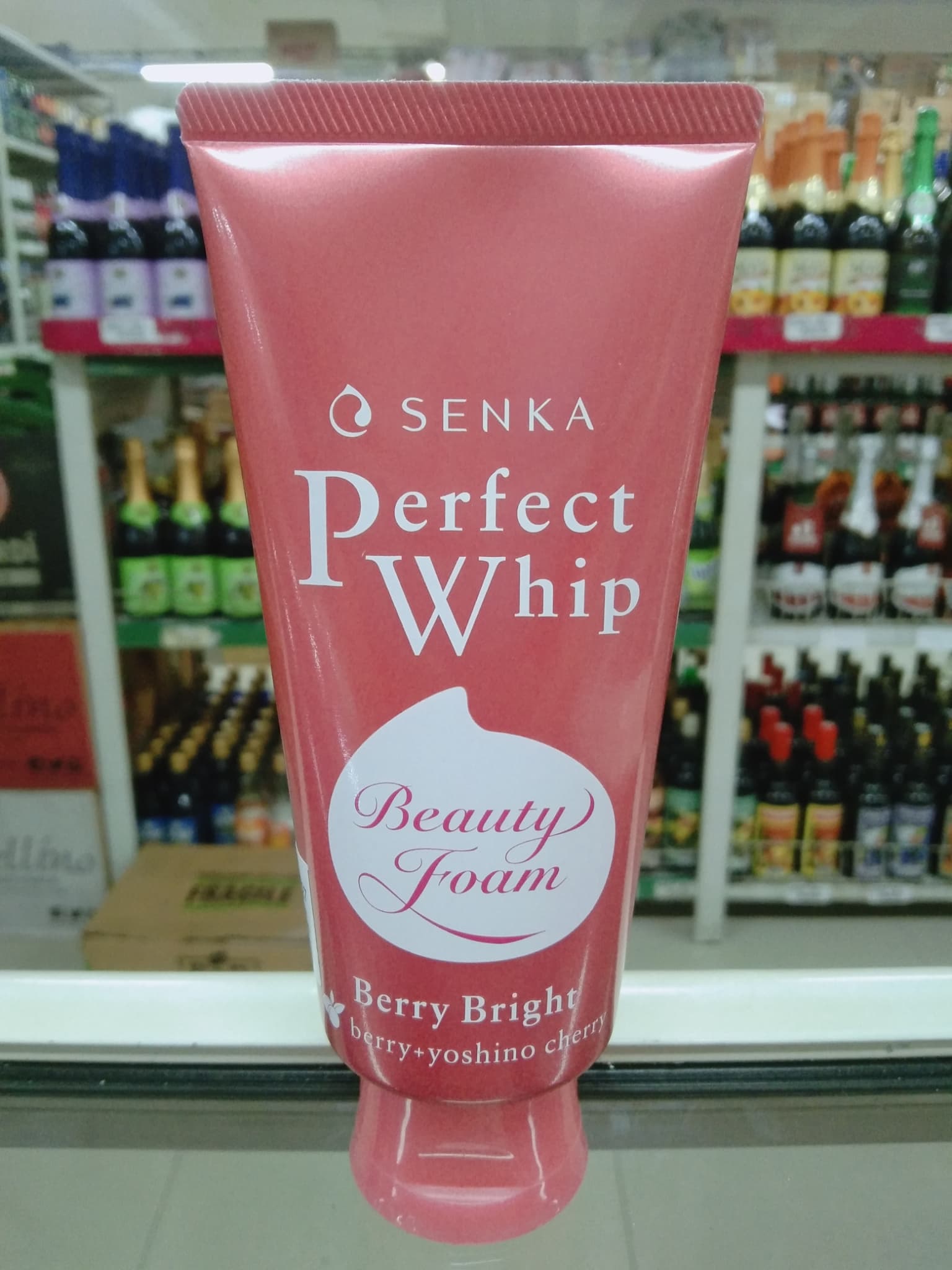 Senka Perfect Whip Beauty Foam Berry Bright 100g