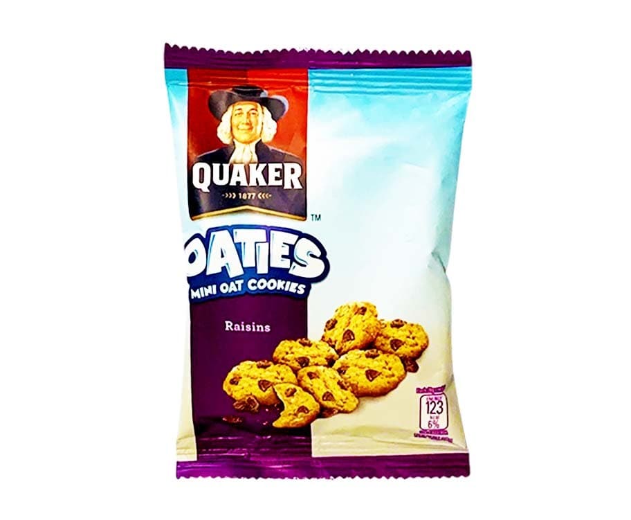 Quaker Oaties Mini Oat Cookies Raisins 28g