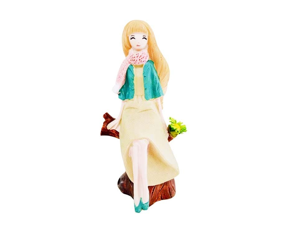 Sta.Lucia Supermarket Desk Figurines Woman Sitting