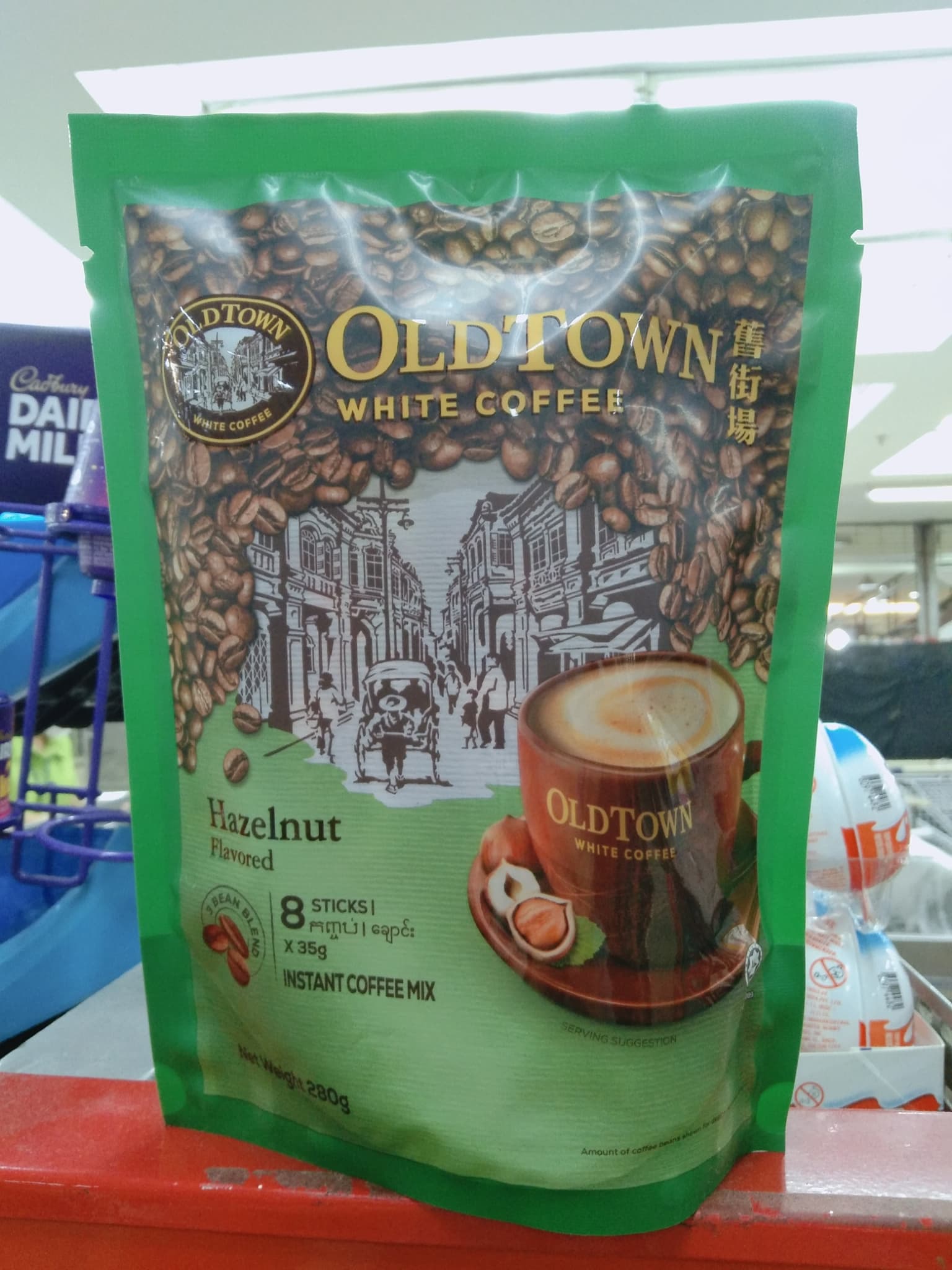 Old Town White Coffee Hazelnut Flavored Instant Coffee Mix (8 Sticks x 35g) 280g