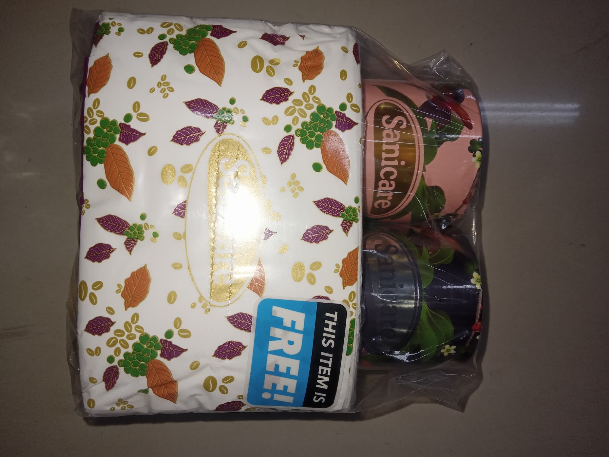 FT SANICARE CYLINDER BOX w/FREE SANICARE TRAVEL PACK 40's