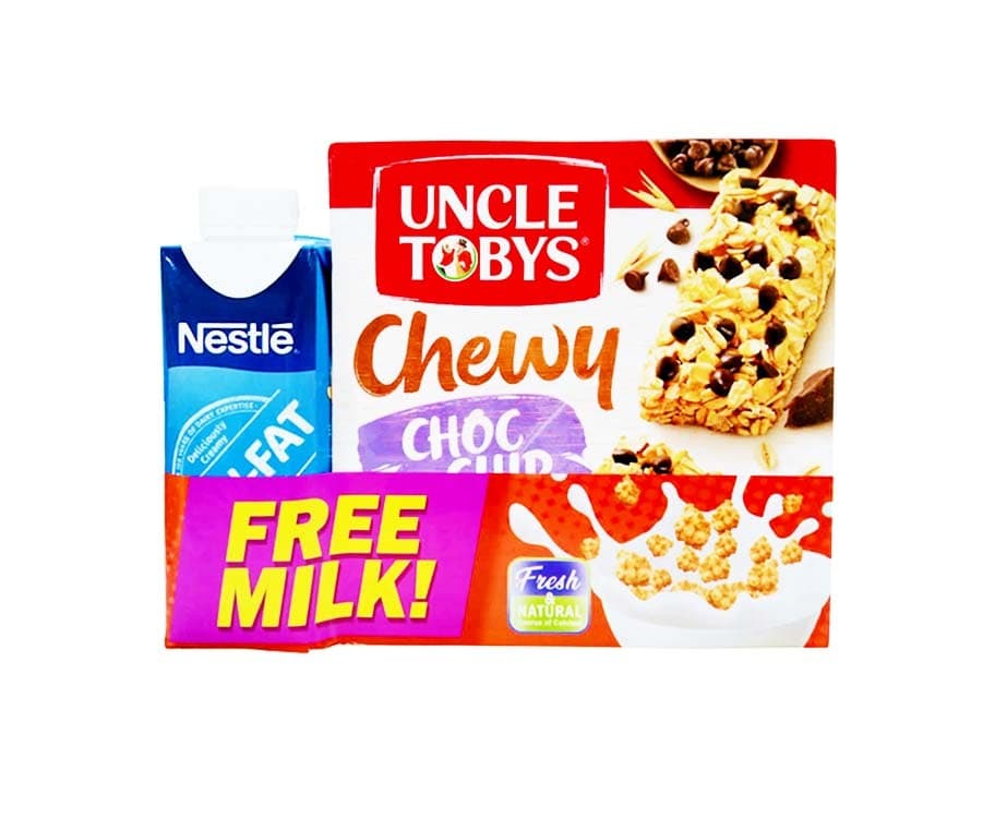 Uncle Tobys Chewy Choco Chip with Free Milk